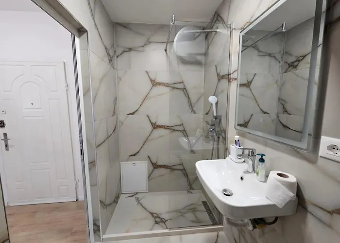 Apartamento Alan 4 Myslym Shyri